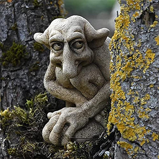 The Sitting Watcher