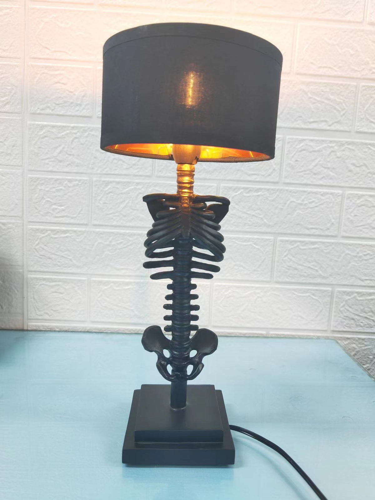 Backbone Lamp, resin spine night light, photo 3